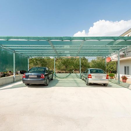 Apartments By The Sea Slatine, Ciovo - 11047 Екстериор снимка